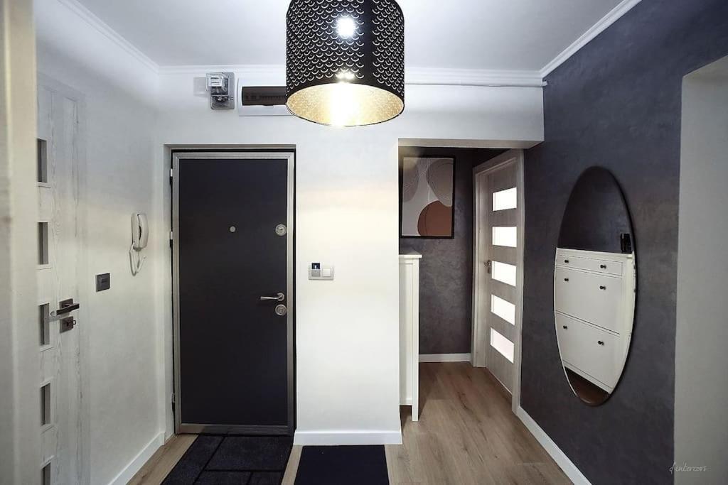 Raul'S Apartament - 3 Rooms Târgu-Mureş Екстериор снимка